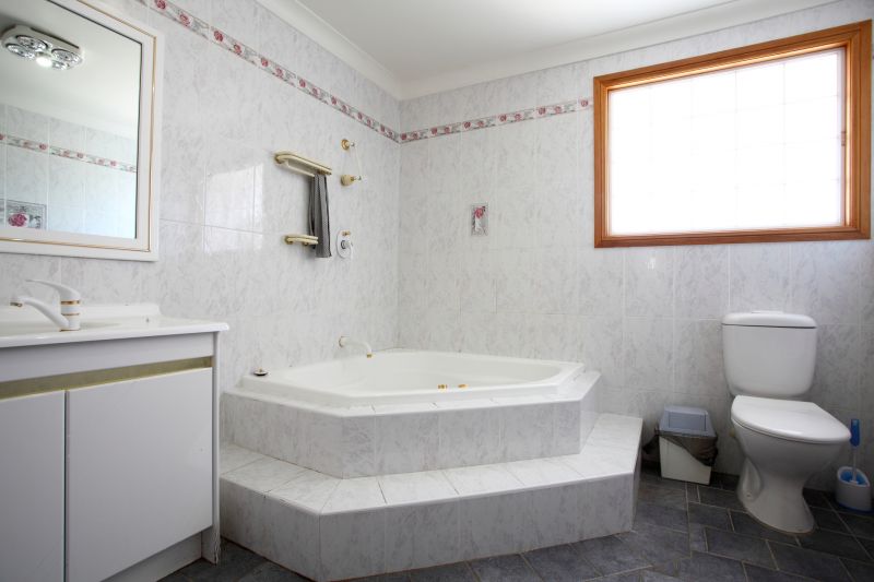 Top Bathtub Installation Companies in Beverly, MA